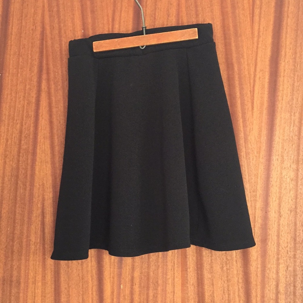 Black Elipse circle skirt